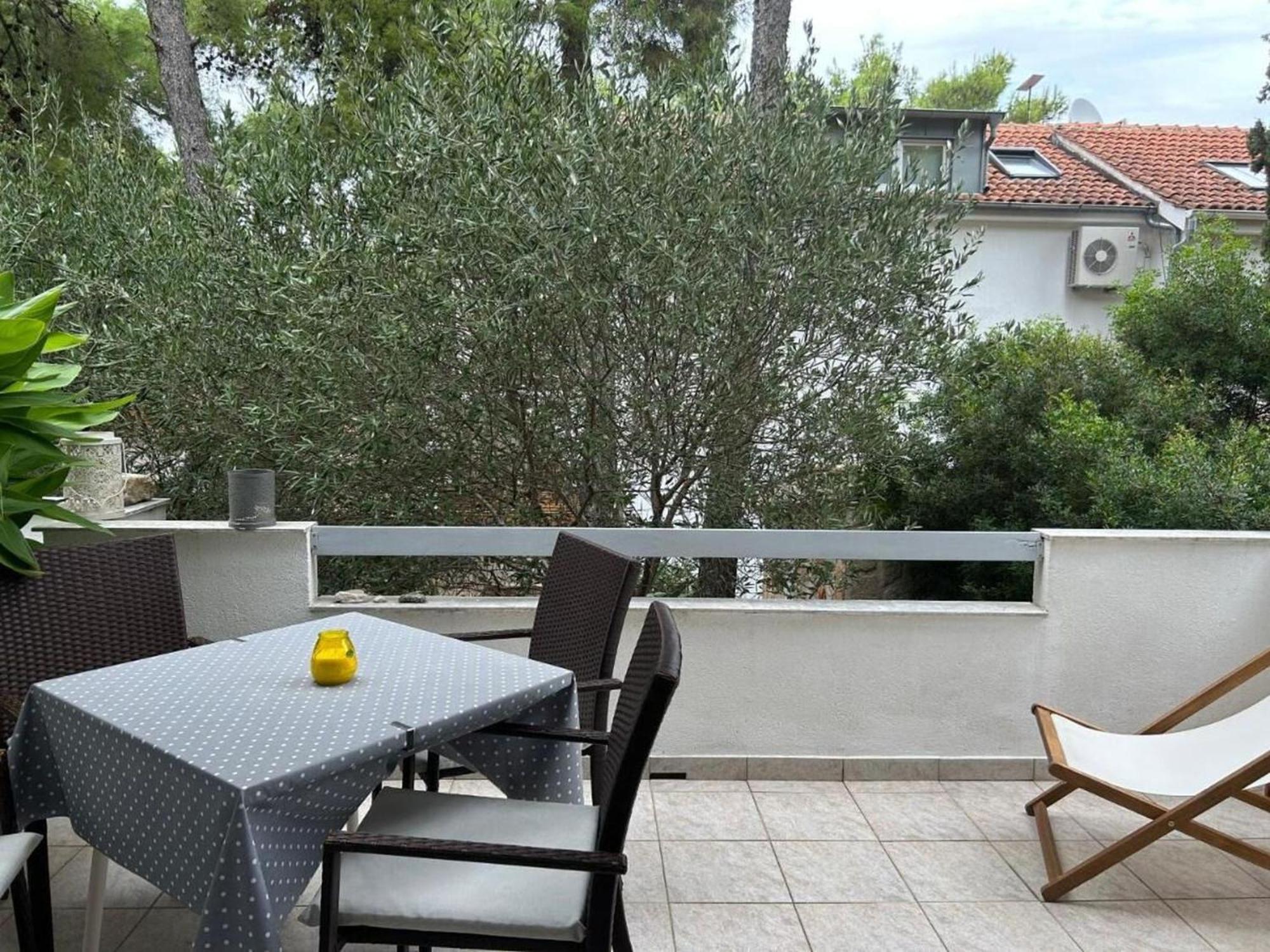 Apartments Matkov - Quite And Peaceful Location Jelsa  Exteriér fotografie